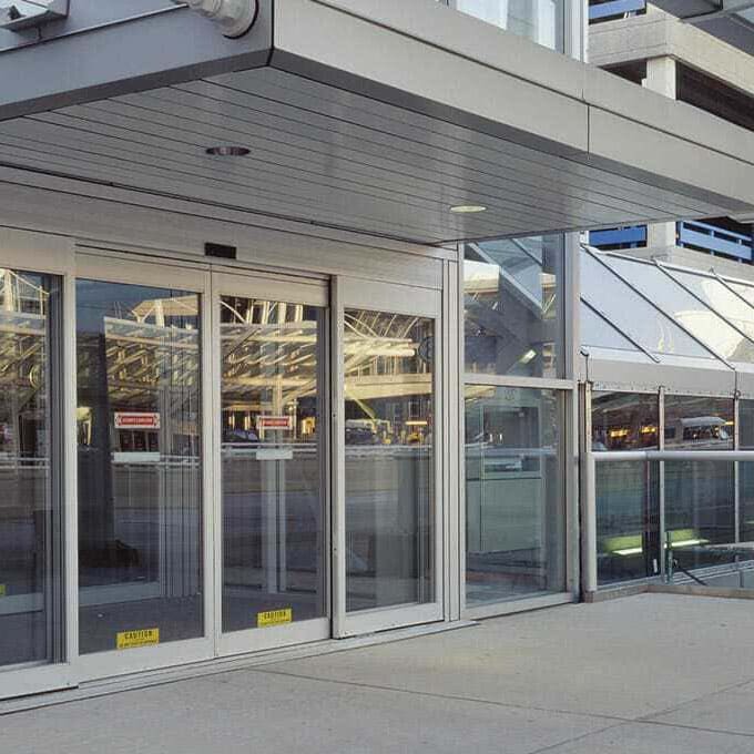 aluminum shopfront