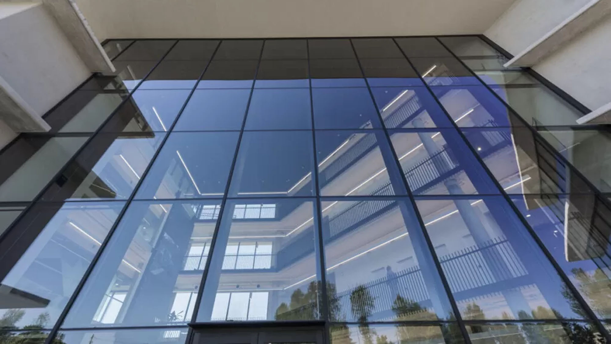 glazed curtain wall installation